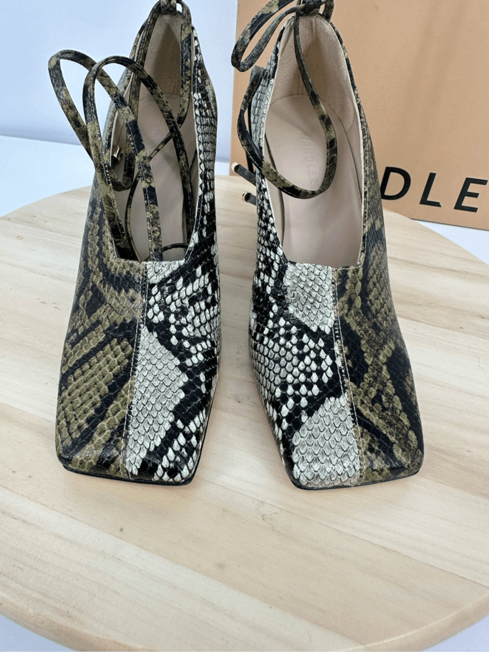 Wandler Isa Alingback Snake Print Square Toe Pumps Goat Leather Size 6 Trendy